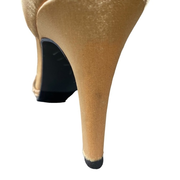 Ashro Gold Heels Zippered Back and Sequins Ladies - Picture 13 of 13